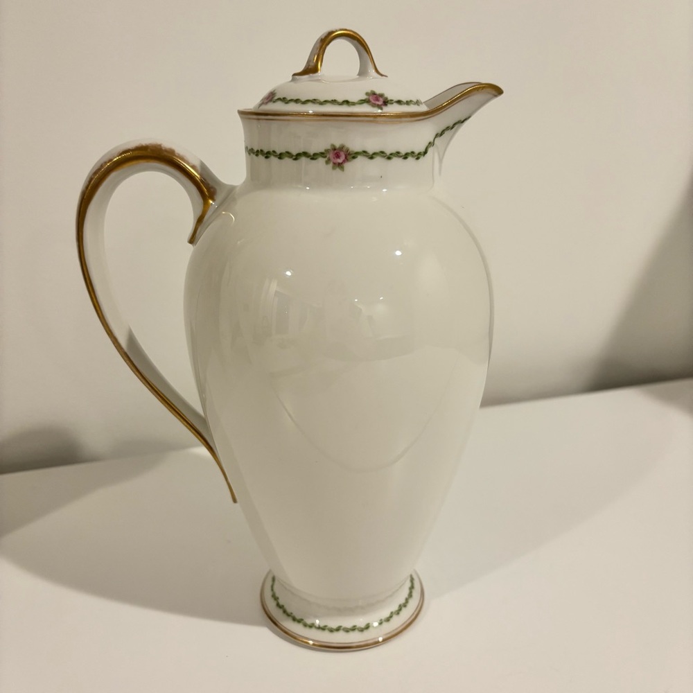 LIMOGES Charles Field Haviland coffee pot Schleiger 201 pattern GDA France white - Picture 3 of 10